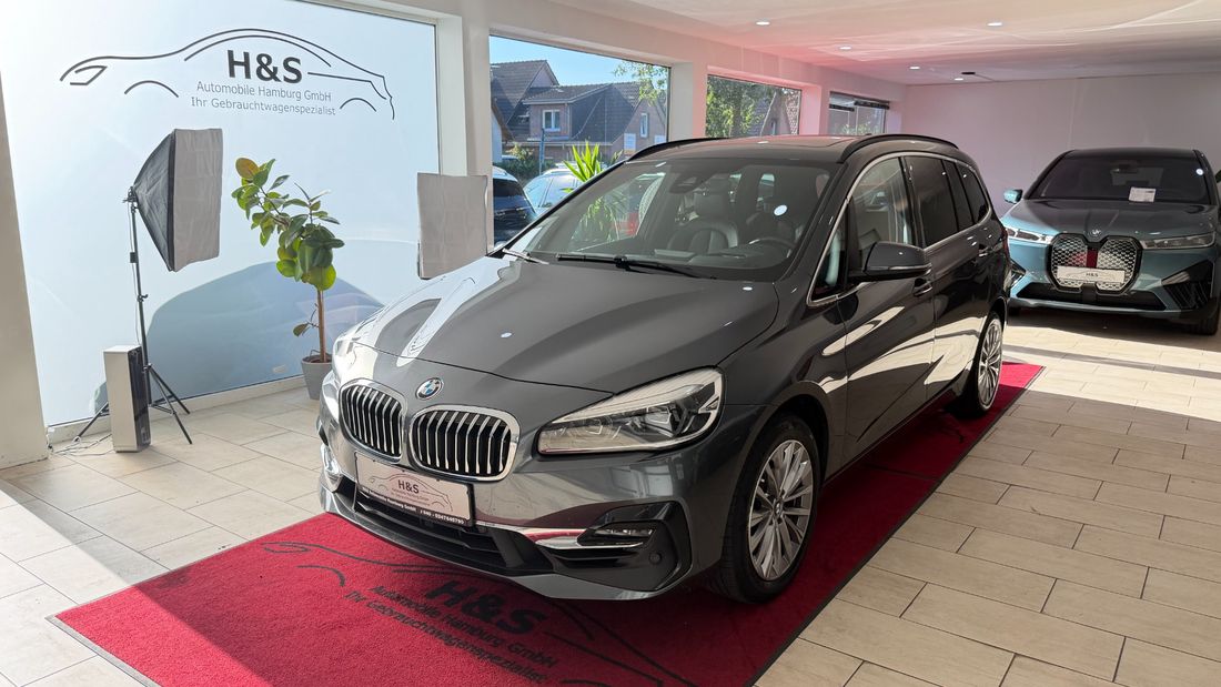BMW i Luxury Line PANORAMA+AHK+HEAHUP · 220