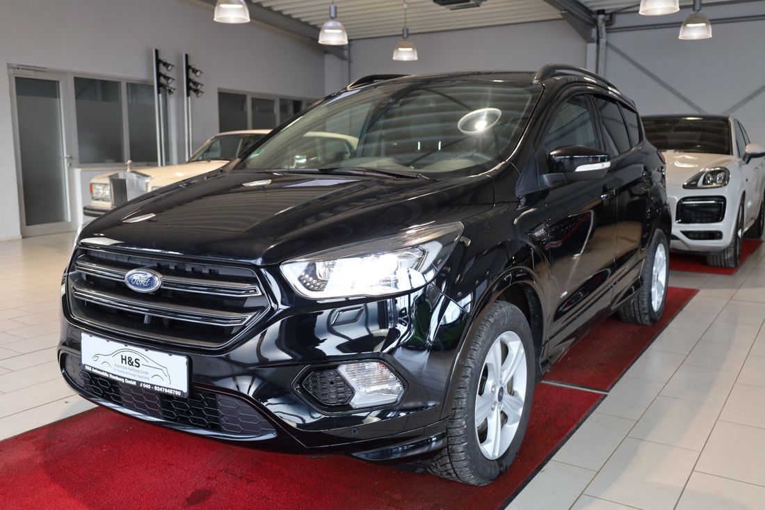 Ford Kuga ST-Line *KAMERA AHK*