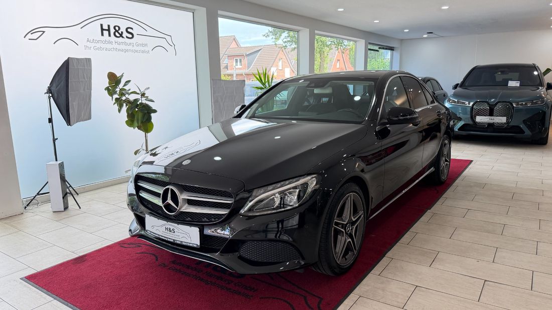 Mercedes-Benz C 300 AMG-LINE