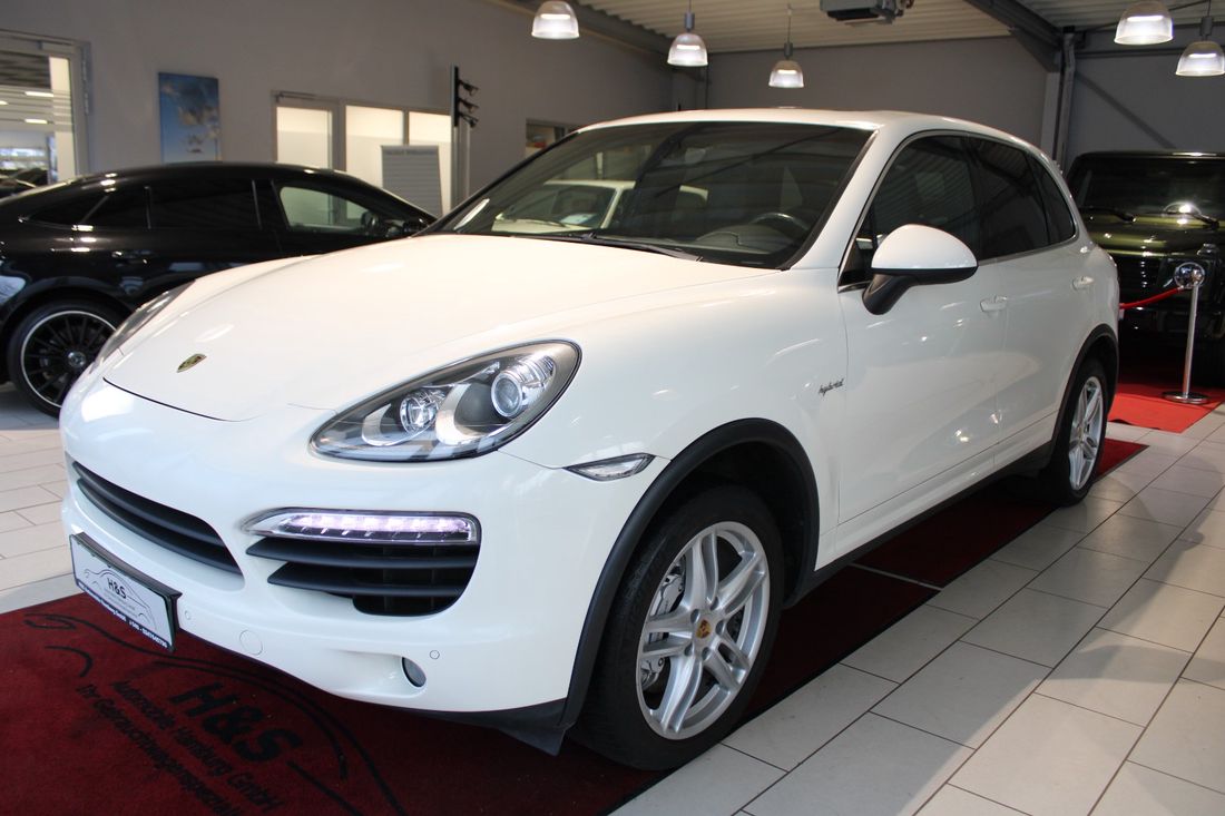 Porsche Cayenne S Mild Hybrid Panorama LEDER*Scheckheft