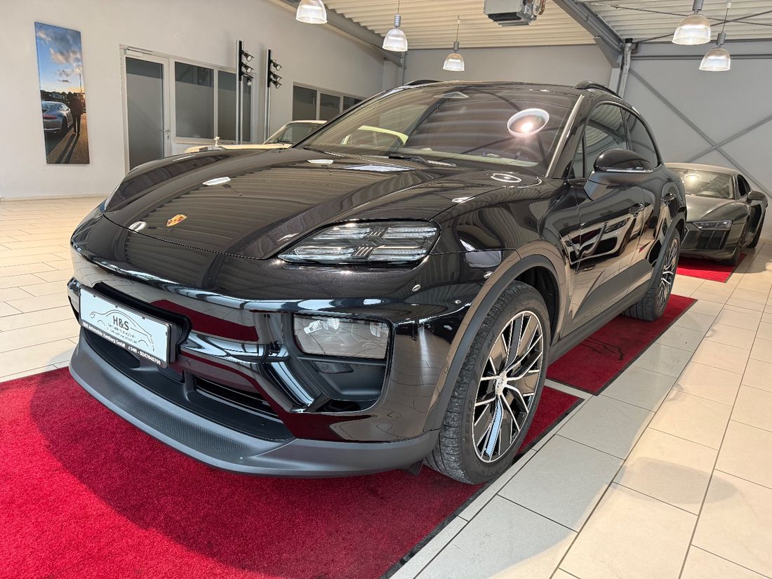 Porsche Macan Electric 4