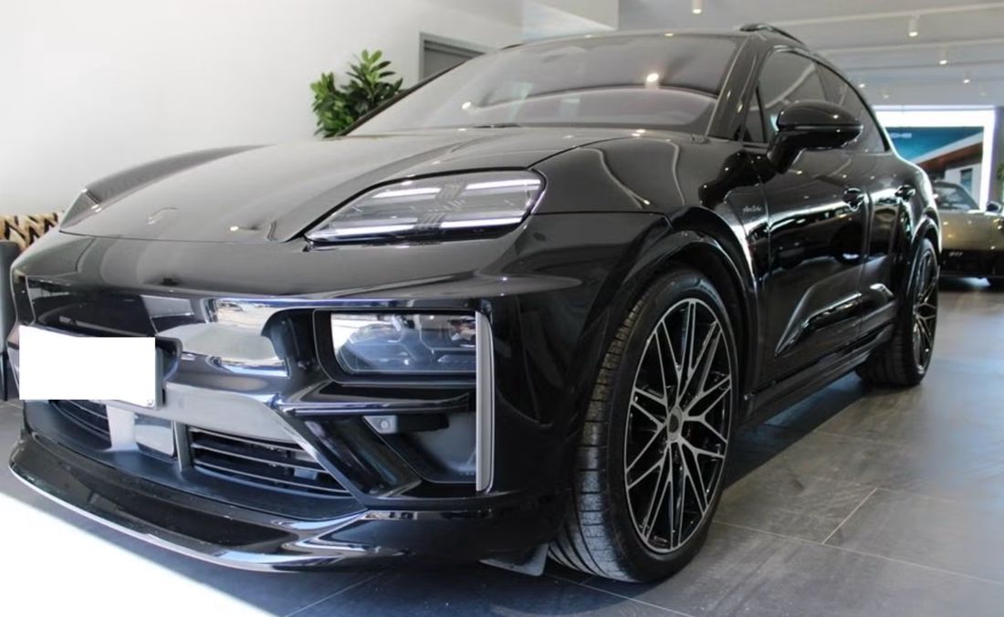 Porsche Macan Electric