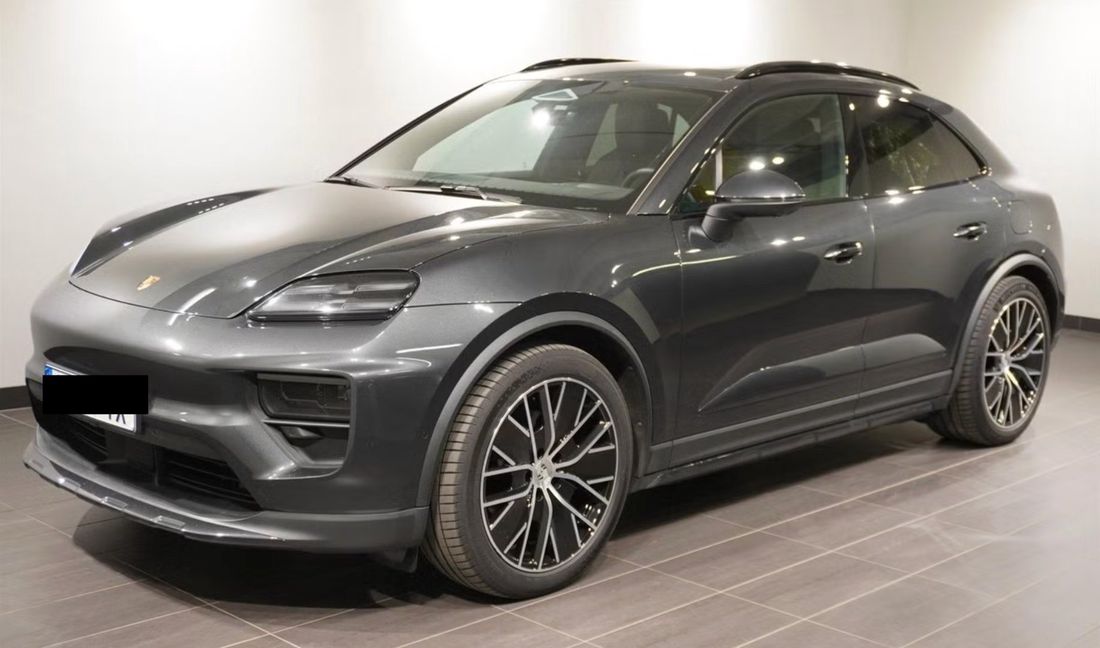 Porsche Macan Electric 4