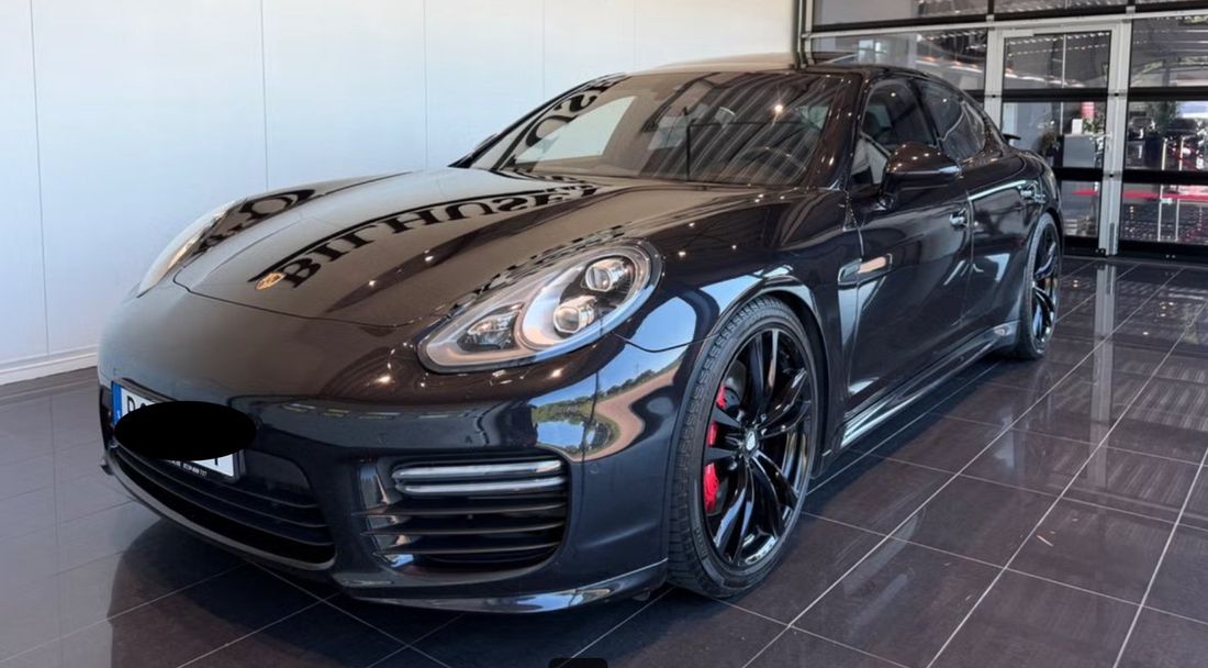 Porsche Panamera GTS