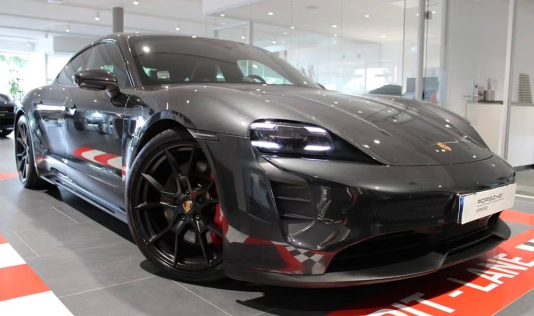 Porsche Taycan GTS