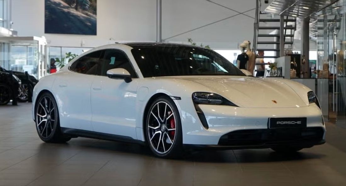 Porsche Taycan 4 S